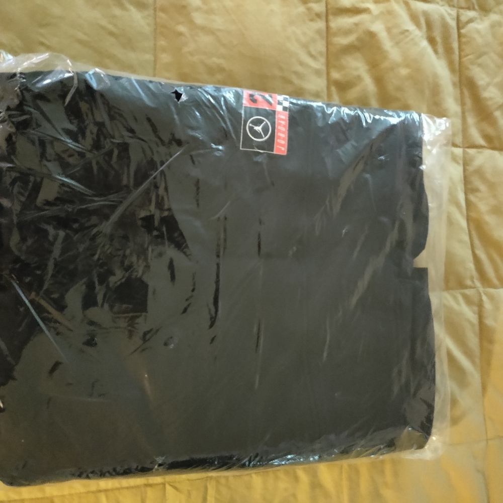 Jordan Sweatshirt - Picture 3 of 4
